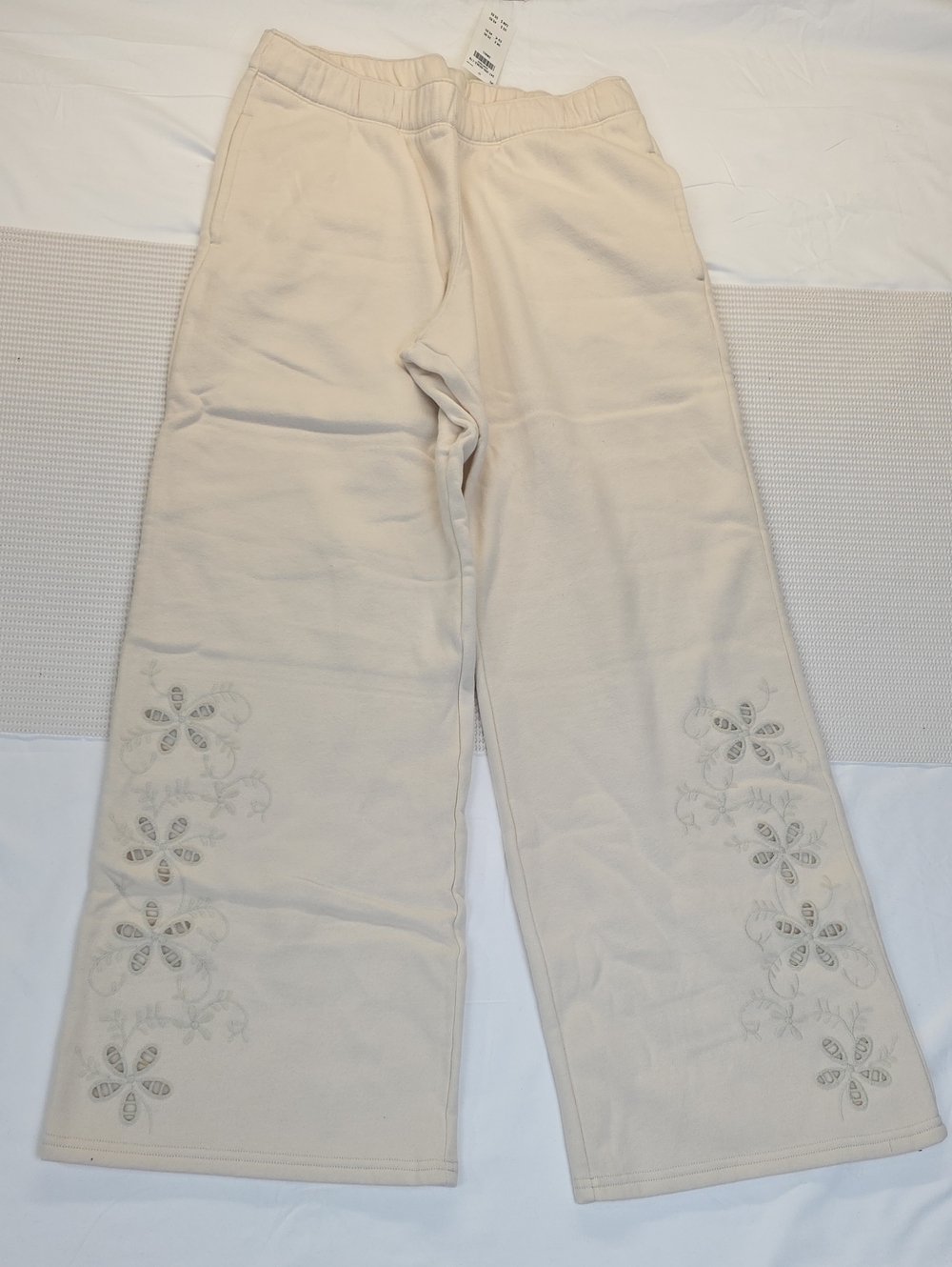 Women's Cream Wide-Leg Embroidered Pants Small